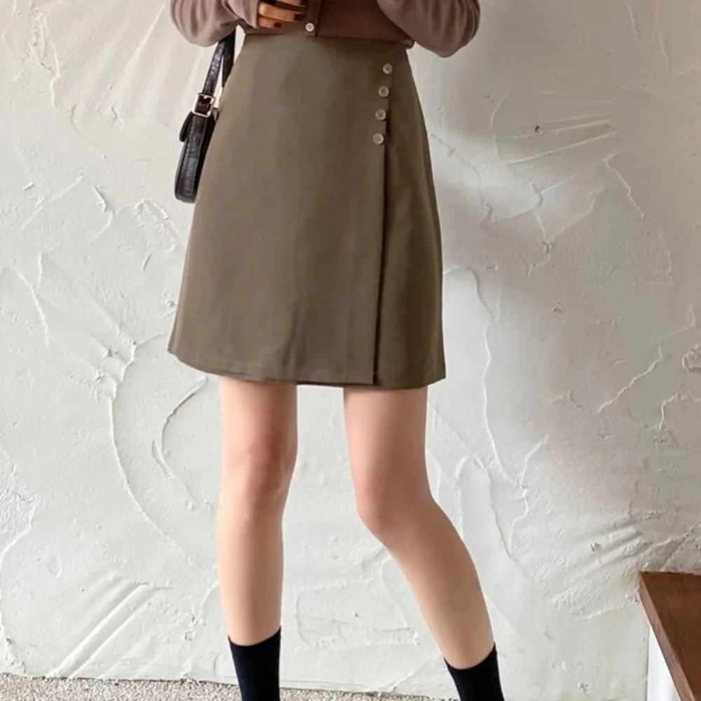 Dazy button side wrap skirt - Picture 4 of 4